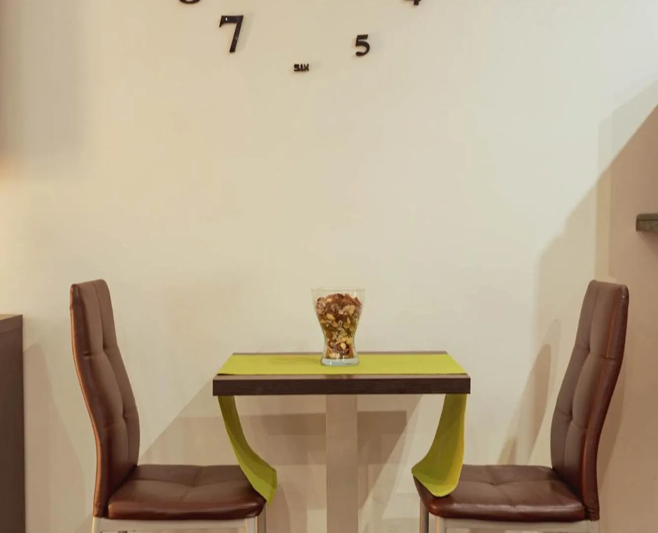 Hotel Cesirja Casavatore